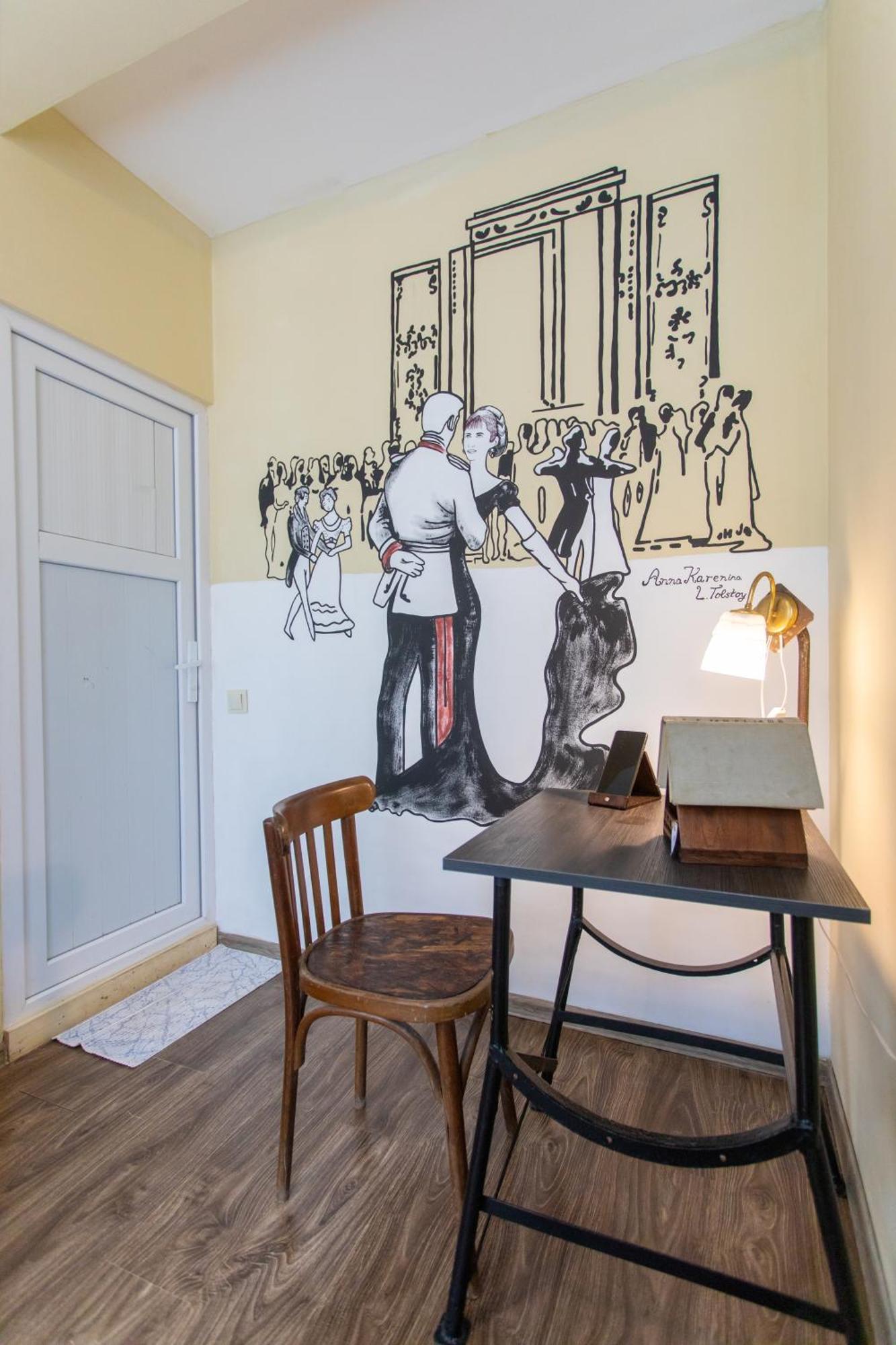 Book Hotel Kutaisi Bagian luar foto