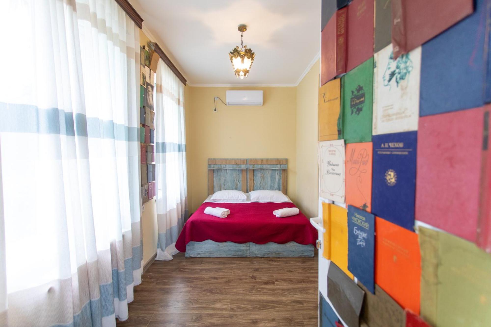 Book Hotel Kutaisi Bagian luar foto
