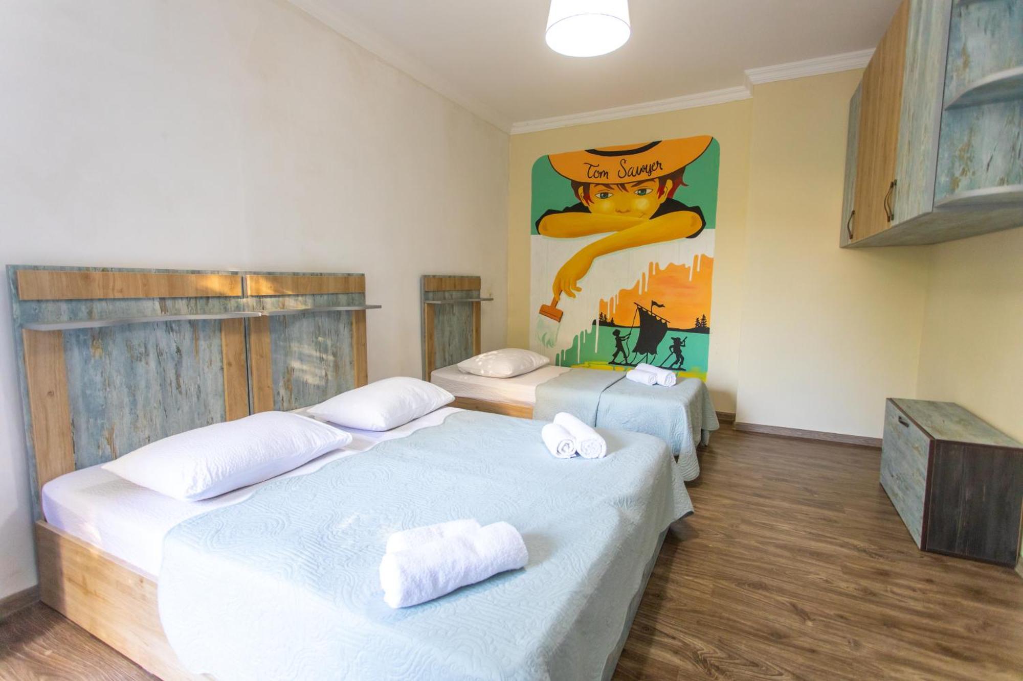 Book Hotel Kutaisi Bagian luar foto